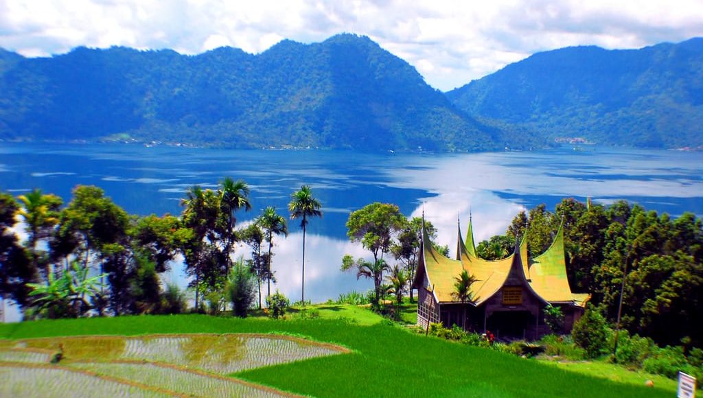 paket tour sumatera barat