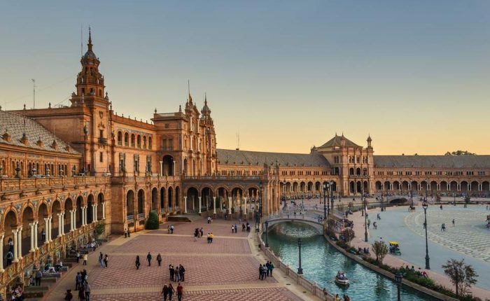 paket liburan ke spanyol