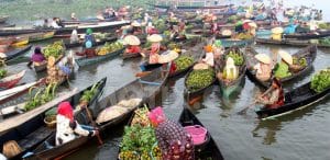borneo-floating-market