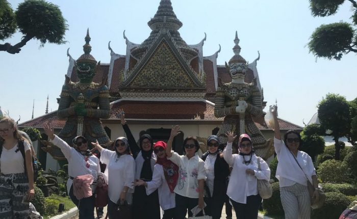 Paket Tour 3 Negara group